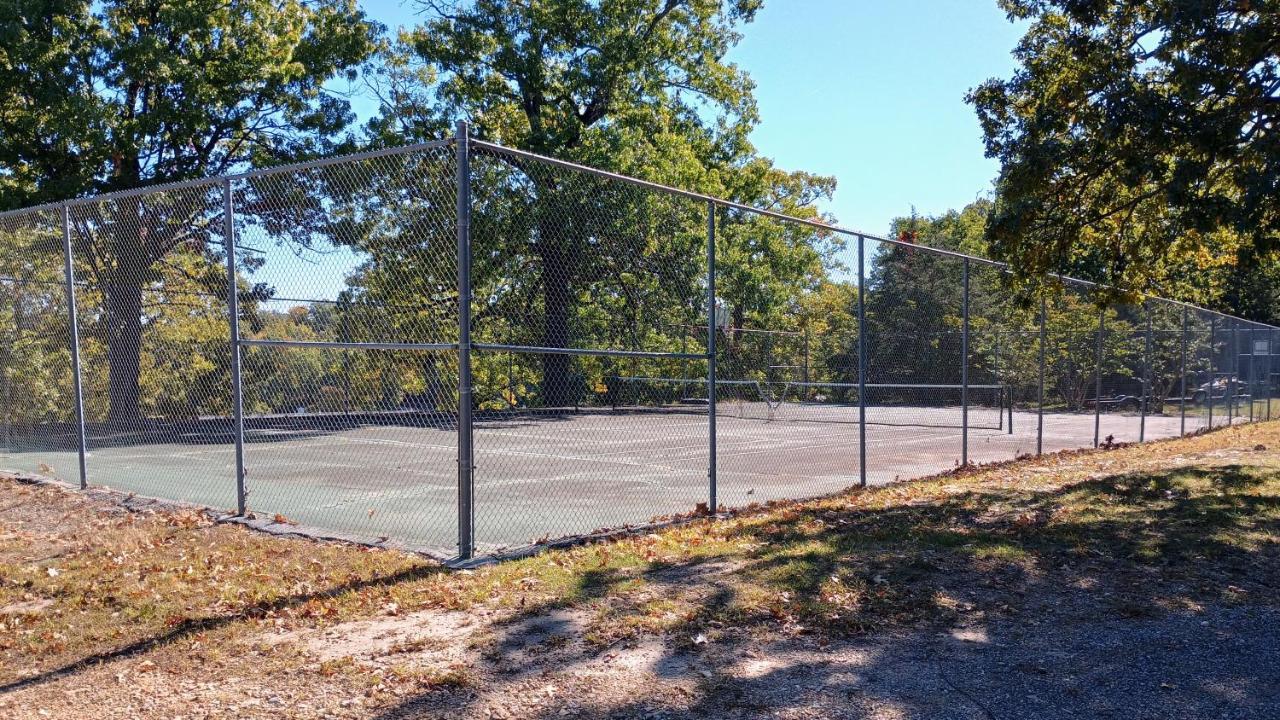B Lakefront! Remodeled, Boat Slip, Patio Views, Pool, Boat Ramp, Wifi Osage Beach Exterior photo