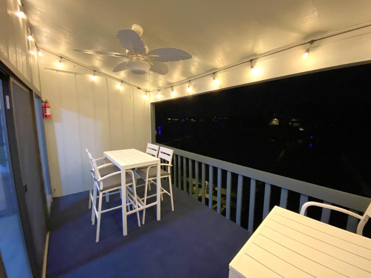 B Lakefront! Remodeled, Boat Slip, Patio Views, Pool, Boat Ramp, Wifi Osage Beach Exterior photo